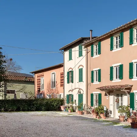 La Dimora Di Corte Apartment Lucca Exterior photo